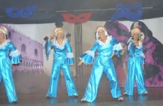 200405-Garde-Show-004